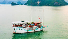 Journey into the heart of Halong Bay’s natural wonders with Emeraude Premium Private Charter